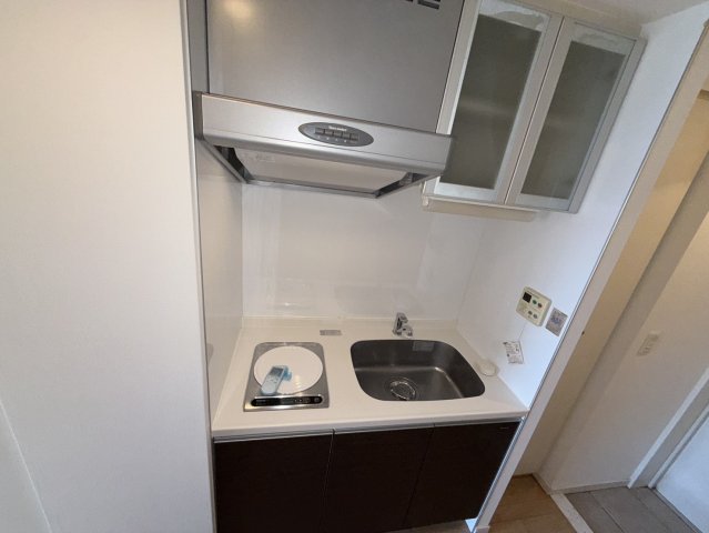 キッチン　同物件別部屋写真