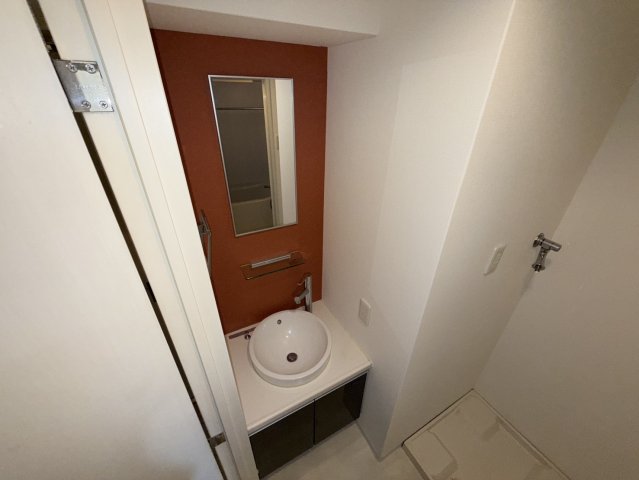 洗面設備　同物件別部屋写真
