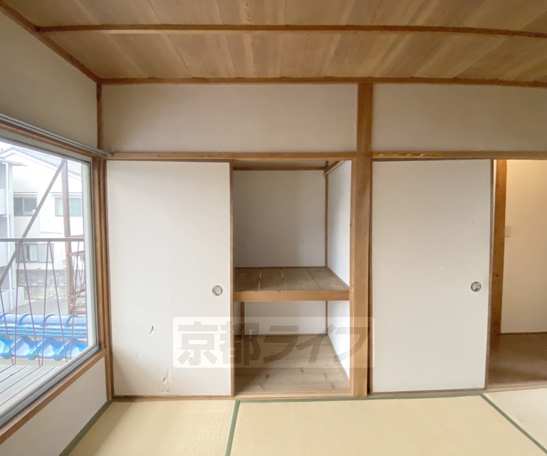 収納　２階和室の押入収納です。