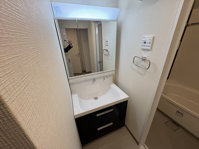 洗面設備　使いやすい洗面所です