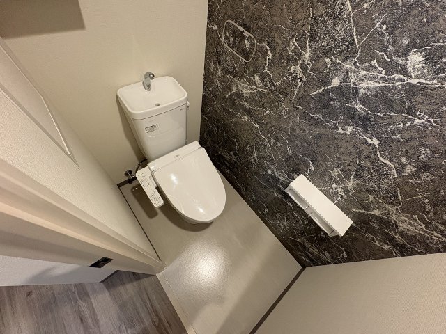 トイレ　落ち着いたトイレです