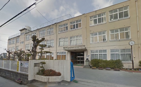 小学校　岡山市立御野小学校（小学校）まで588m