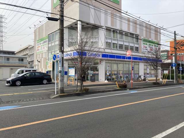 コンビニ　ローソン相模原７丁目店（コンビニ）まで343m