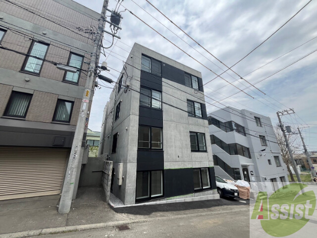建物外観　札幌市白石区南郷通「メニーズコート南郷１３ｓｔ」