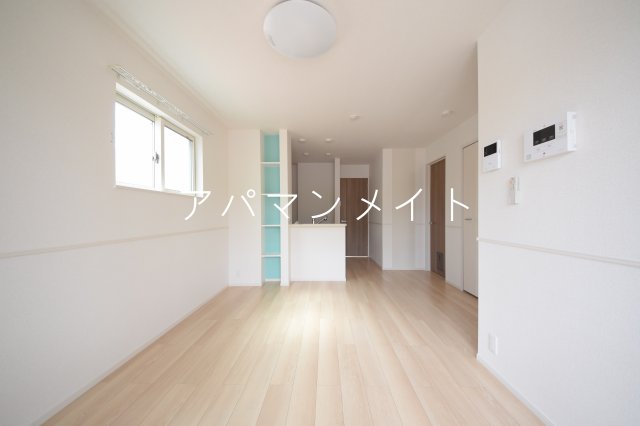 居室・リビング　ゆったり過ごせる居間です