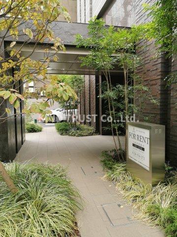 庭　簡単な家庭菜園も楽しめるお庭です