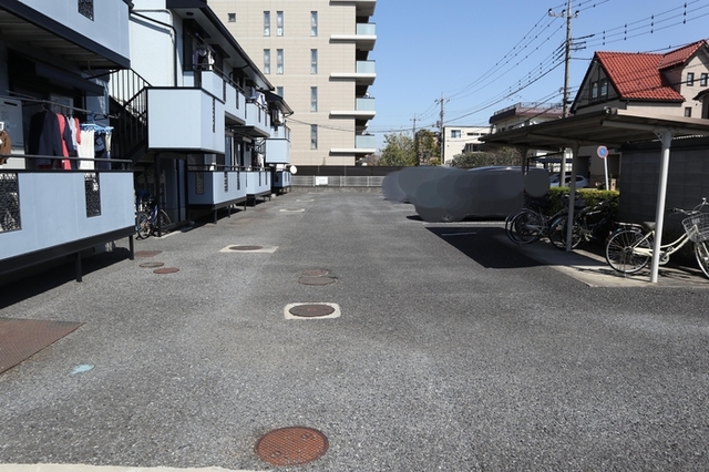駐車場　駐車場