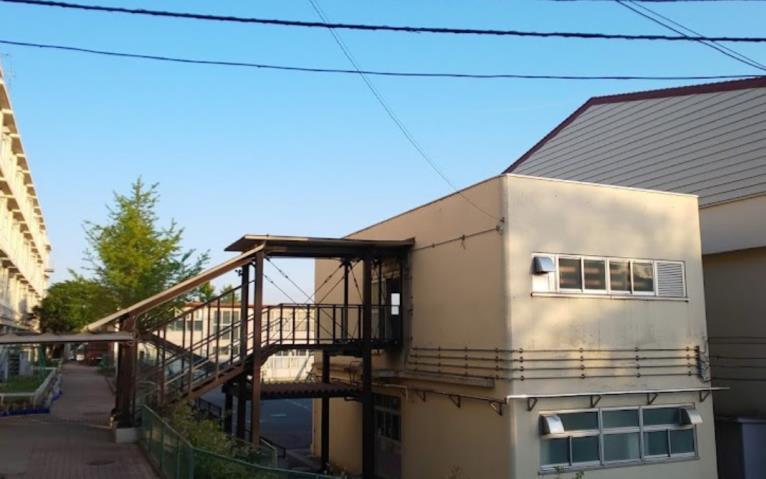 小学校　横浜市立吉原小学校（小学校）まで529m