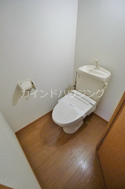トイレ　ウオシュレットトイレ