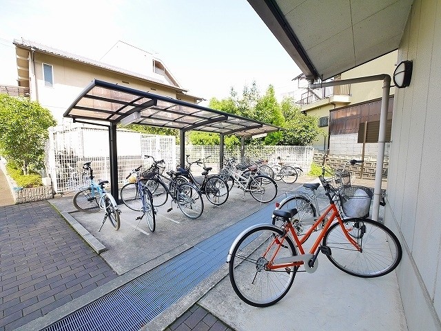 その他共有部分　自転車置き場