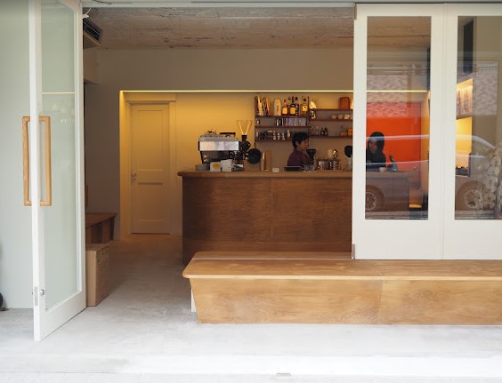 飲食店　SWITCH COFFEE TOKYO(スイッチコーヒー東京（飲食店）まで699m