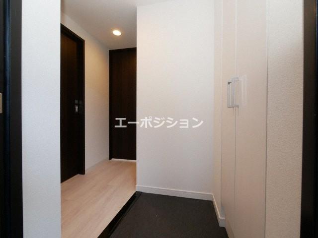 玄関　ララプレイス難波ガルデン