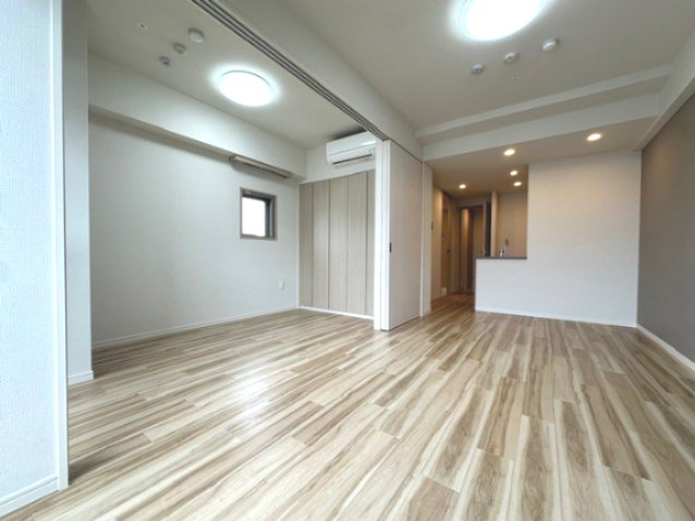 居室・リビング　※参考写真　家具は付いてません。