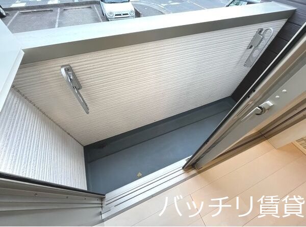 バルコニー　同型タイプの為、現状を優先致します。