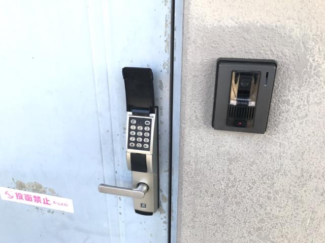エントランス　電子キー