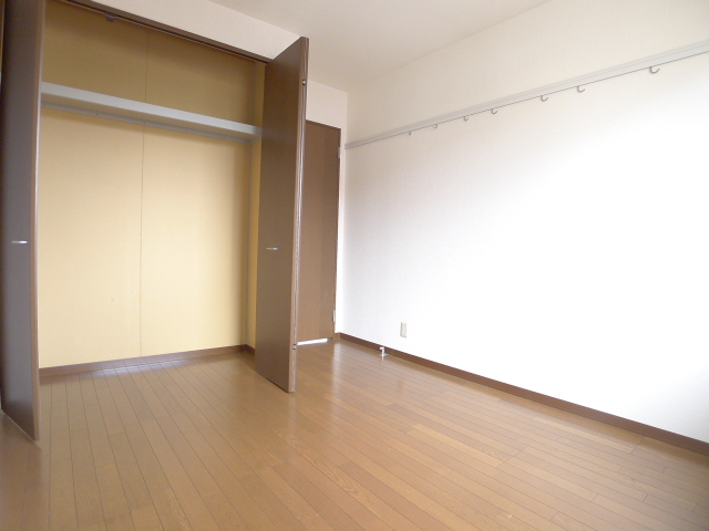 その他設備　５帖の洋室です。収納付き