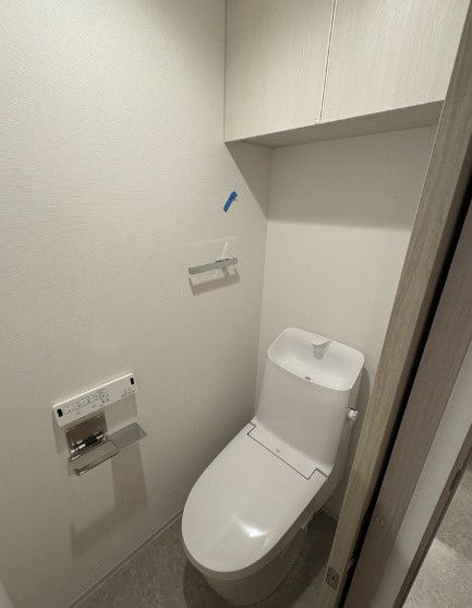 トイレ　同タイプ部屋　参考写真です