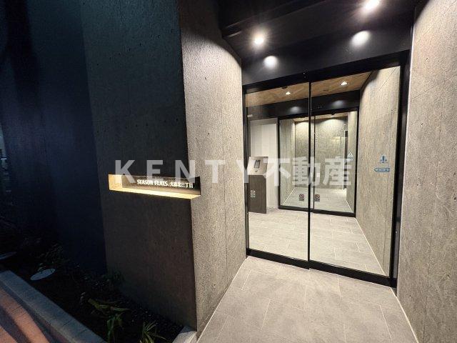 エントランス　建物の内部です