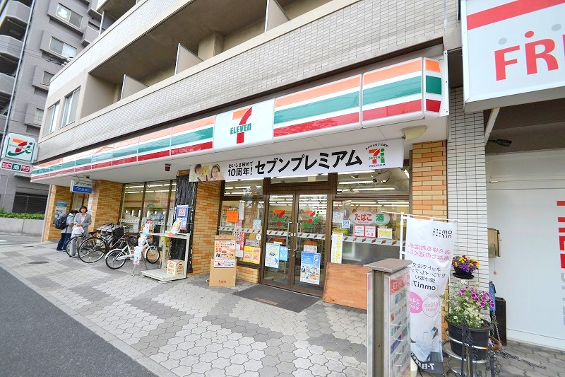 コンビニ　セブンイレブン観音本町（コンビニ）まで148m