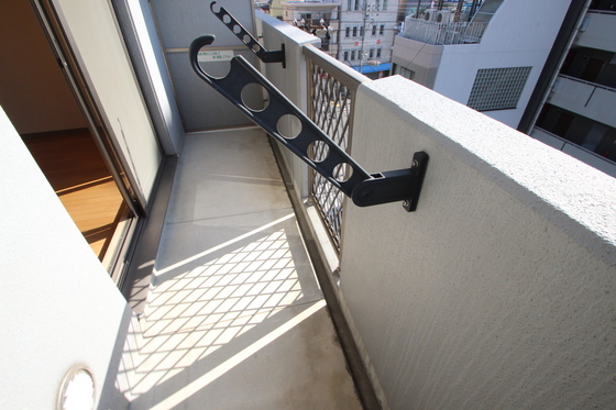バルコニー　※他のお部屋の写真です。