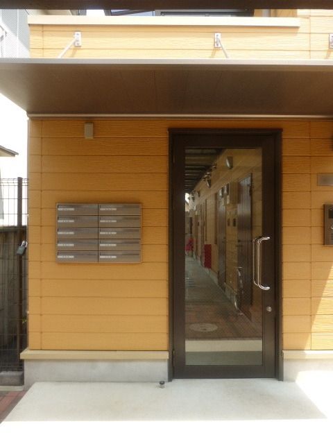 エントランス　★お部屋探しはタウンハウジング稲田堤店まで★