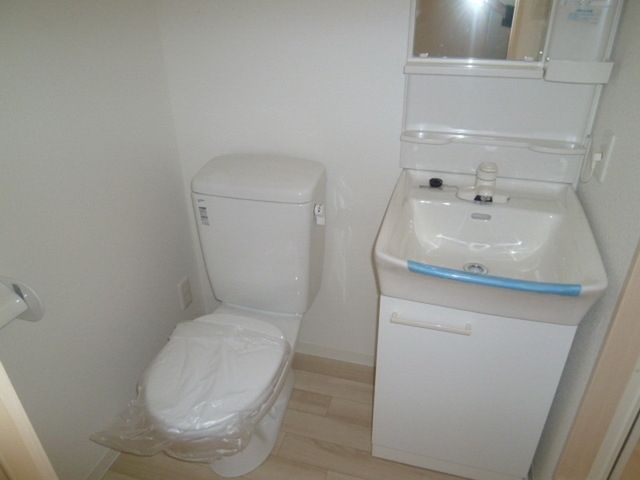 トイレ　★お部屋探しはタウンハウジング稲田堤店まで★