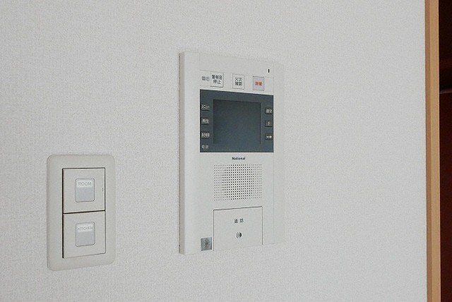 セキュリティ　※別号室同間取り反転タイプ