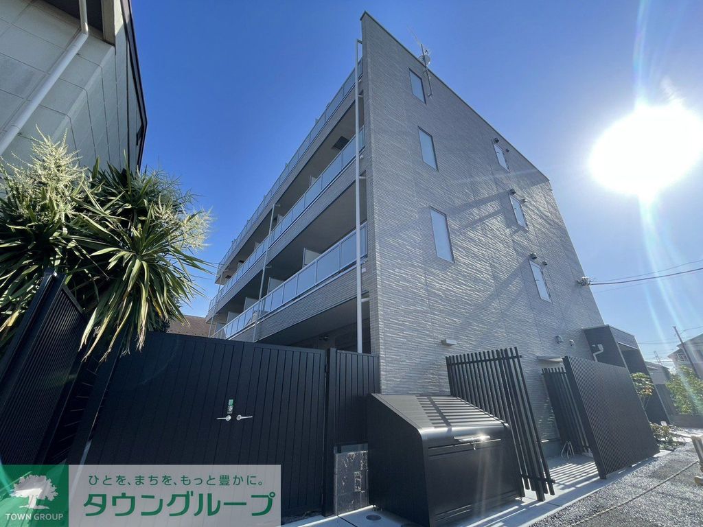 建物外観　エントランス