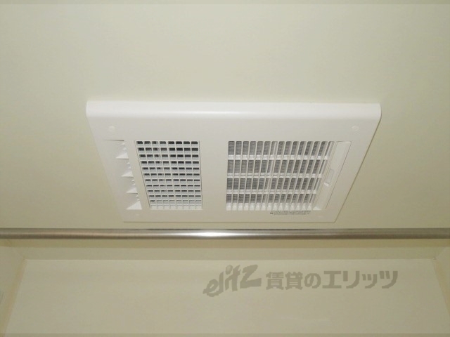 その他設備　浴室乾燥機