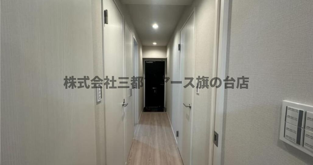 玄関　アストラルＨ・Ｔ・Ｋ　２００