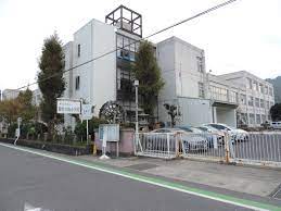 小学校　東近江市立能登川南小学校（小学校）まで387m