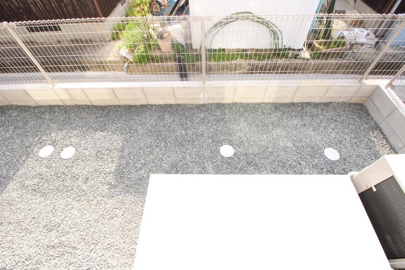 バルコニー　専用庭付き