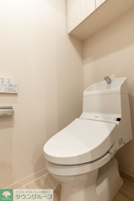 トイレ　※写真は同タイプ住戸です。