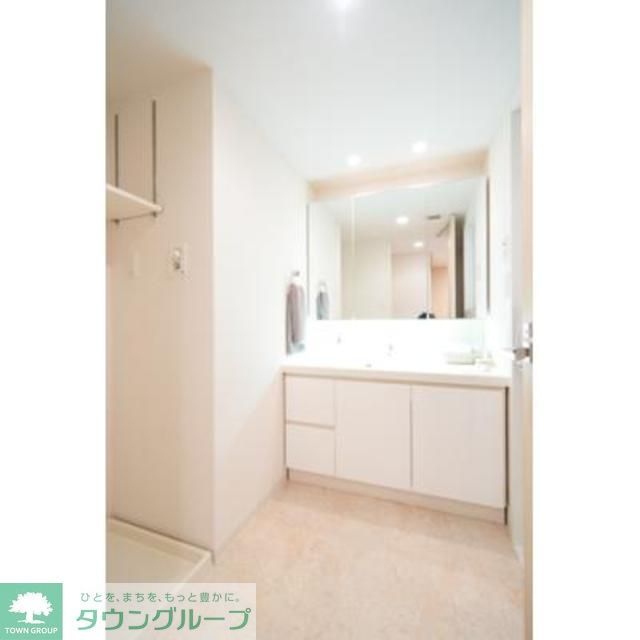 洗面設備　※写真は同タイプ住戸です。