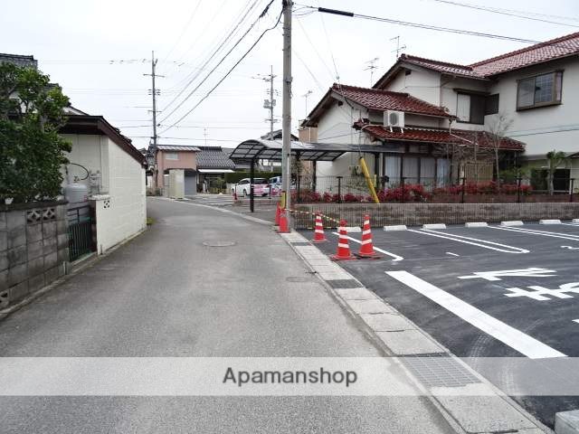その他　前面道路（その他）まで0m