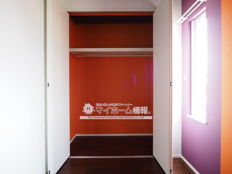 収納　ハンガーポール付きであなたもお片付け上手