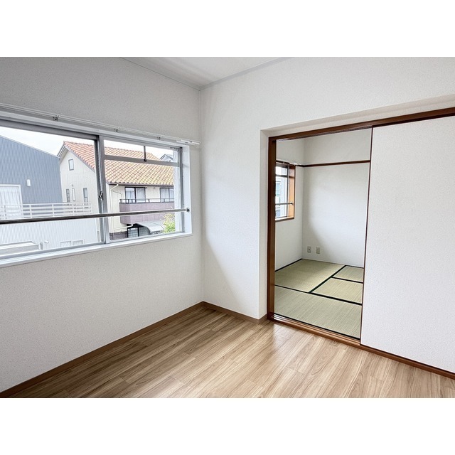その他　洋室４．５帖