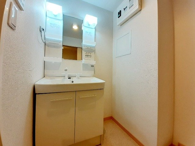 洗面設備　洗面所です