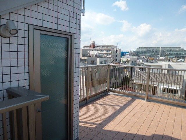バルコニー