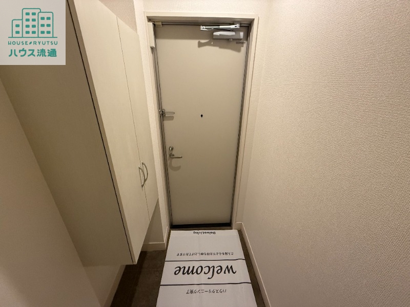 玄関　※別号室の写真になります※