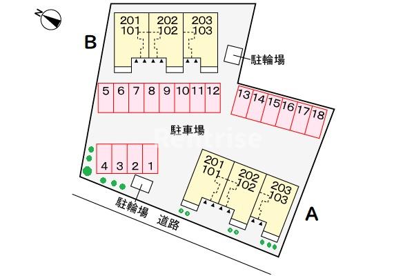 駐車場　駐車場