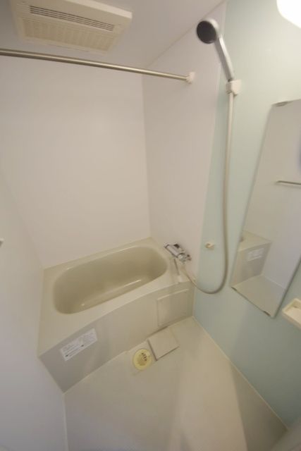 バス・シャワールーム　※同建物参考写真