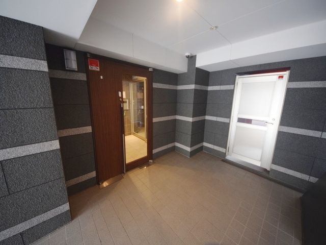 エントランス　※同建物参考写真