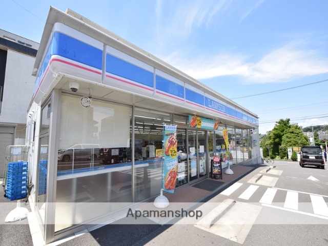 コンビニ　ローソン（コンビニ）まで422m