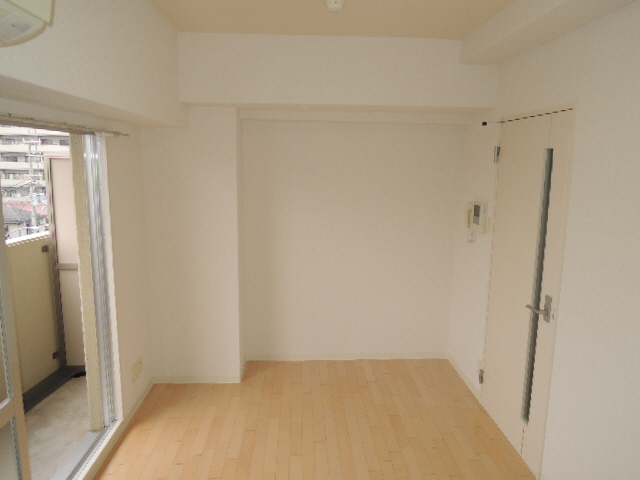 居室・リビング　写真は同マンションの別のお部屋のものです