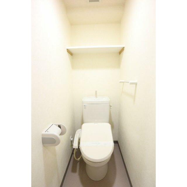 トイレ　参考写真（同物件別部屋）