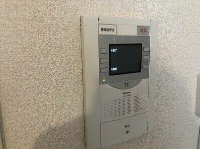 セキュリティ　モニター付きインターホン