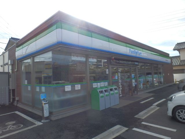 コンビニ　ファミリーマート習志野本大久保店（コンビニ）まで1060m