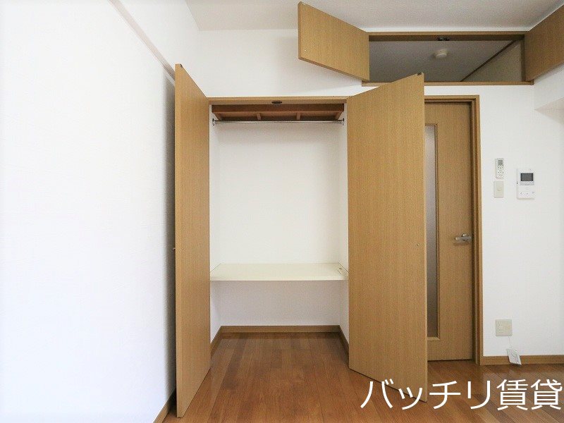 収納　別号室タイプの為、現状を優先いたします