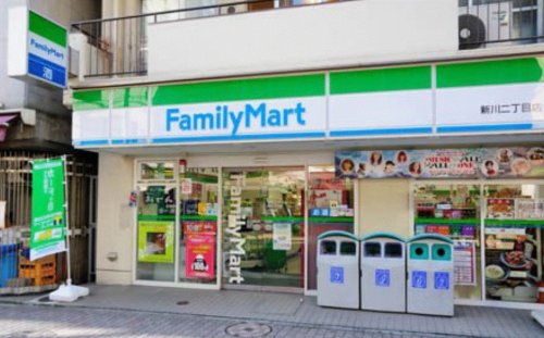 コンビニ　ファミリーマート 新川二丁目店（コンビニ）まで146m